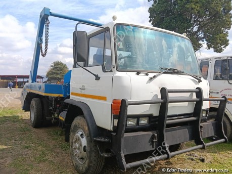 Hino 13 ton Skip Truck, 1989